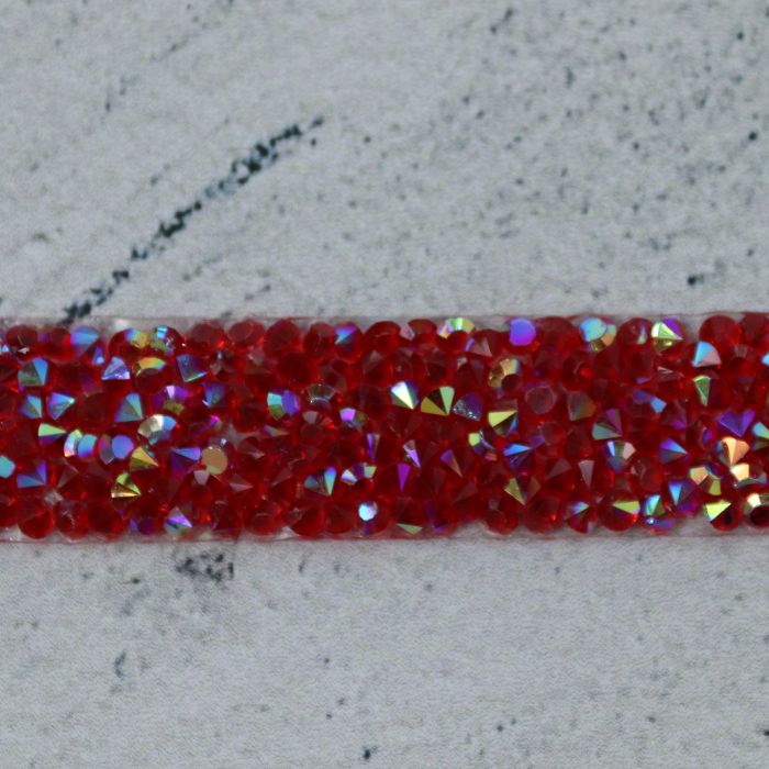 Лента со стразами на силиконе ширина 1,5см, цв.красный